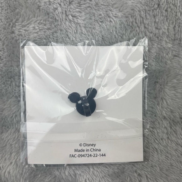 Disney Amorette's Cake Decorating Mickey Mouse Disney Springs Trading Pin NEW - Picture 4 of 4